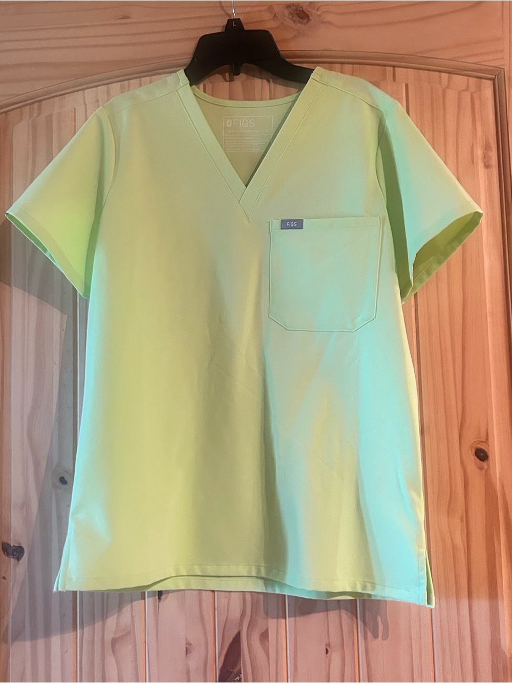 Figs Women's Sea Mist V-Neck Scrub Top